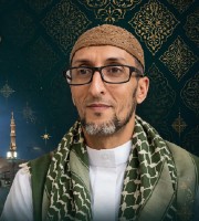 «لَنْ يُفْلِحَ قَوْمٌ وَلَّوْا أَمْرَهُمُ امْرَأَةً» بَيْنَ النُّبُوءَةِ وَخُصُوصِ السَّبَبِ وَذَمِيمِ الْإِطْلَاقِ